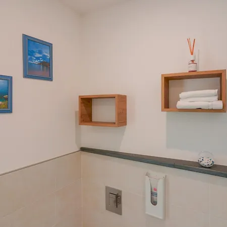 Bardilio Luxury Pensión *